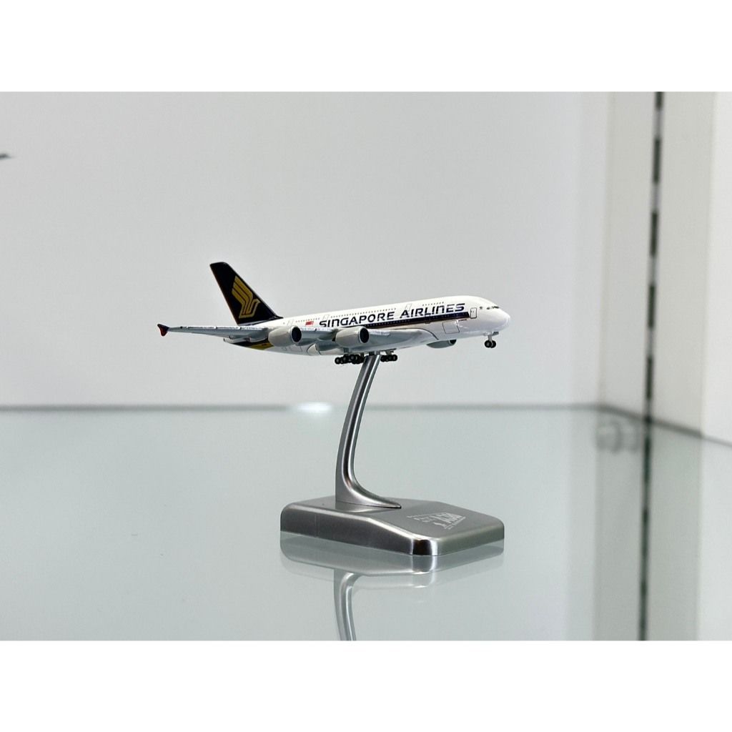 tw-11134207-81ztg-mfqs1vmqae4uf4