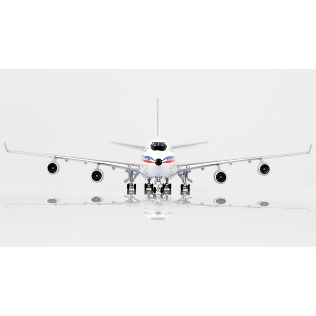 tw-11134207-81ztf-mfci6mp88ky7b0