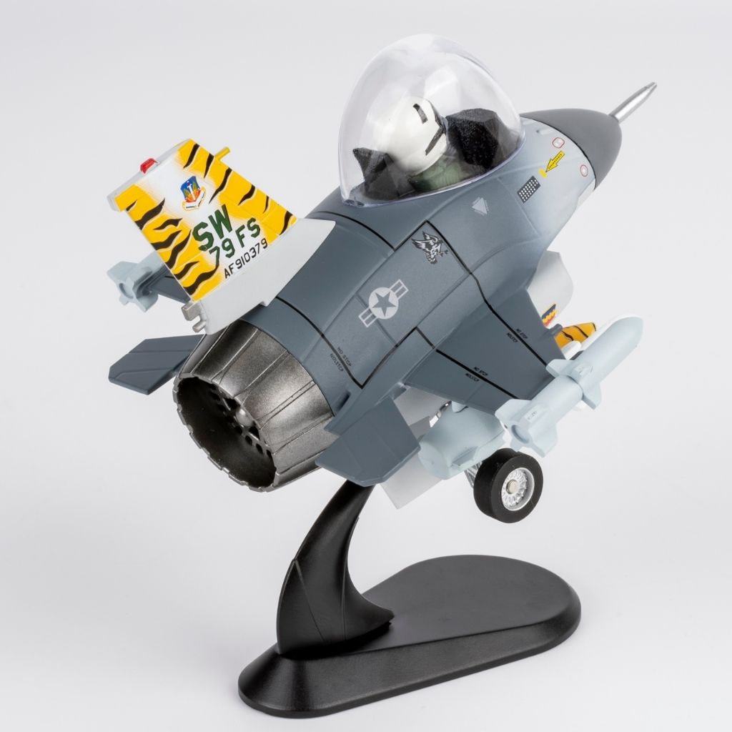 tw-11134207-81ztg-mhbqi2jo4etm94