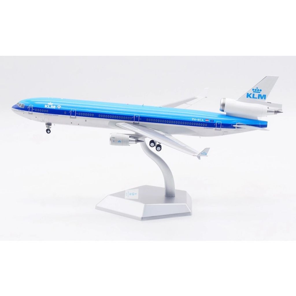 tw-11134207-81zto-mhczdd4cw3yn73