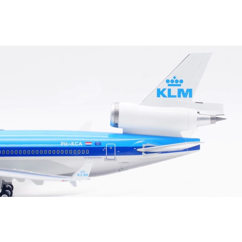 tw-11134207-81ztl-mhczdd3nq3nt44