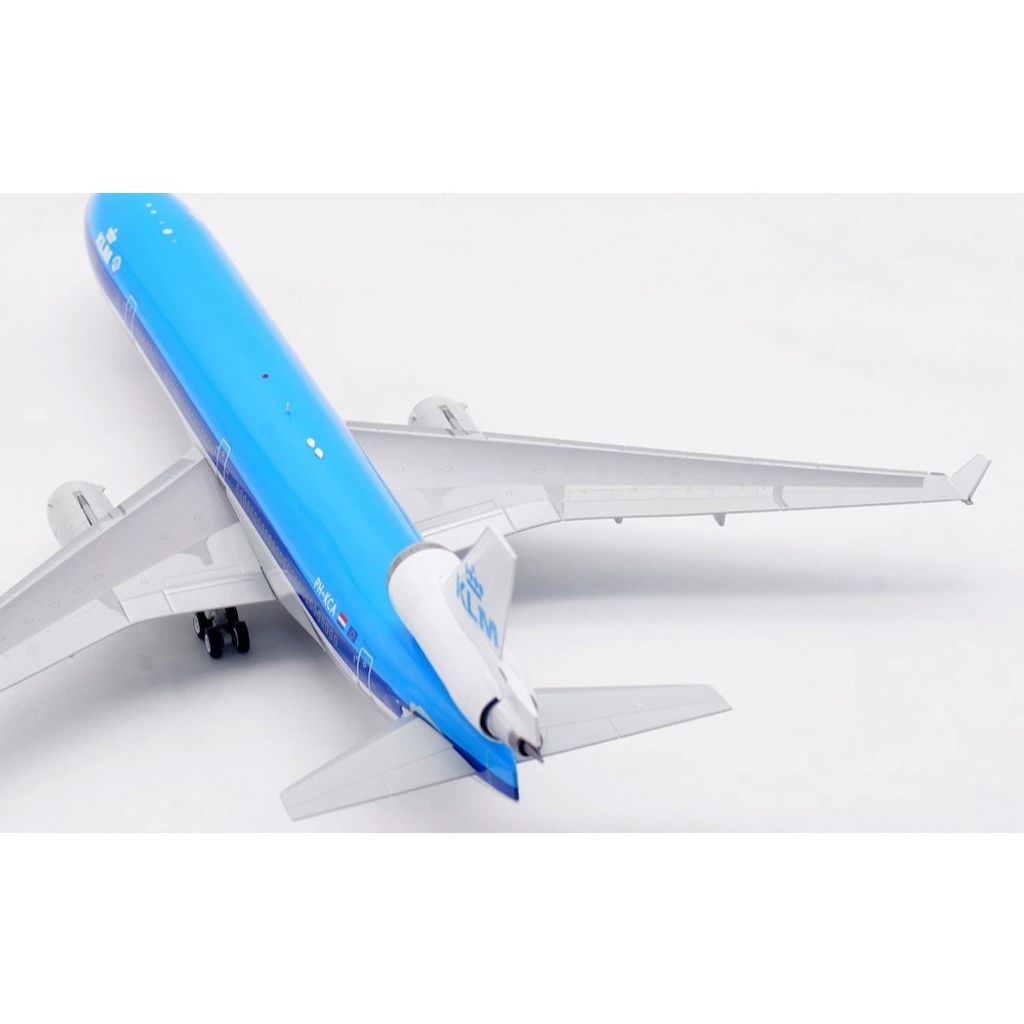 tw-11134207-81ztl-mhczdd3re51o20