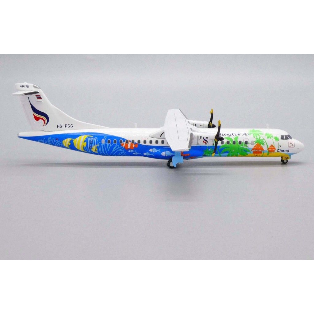 tw-11134207-81zth-mhj8f4w8rchvfa