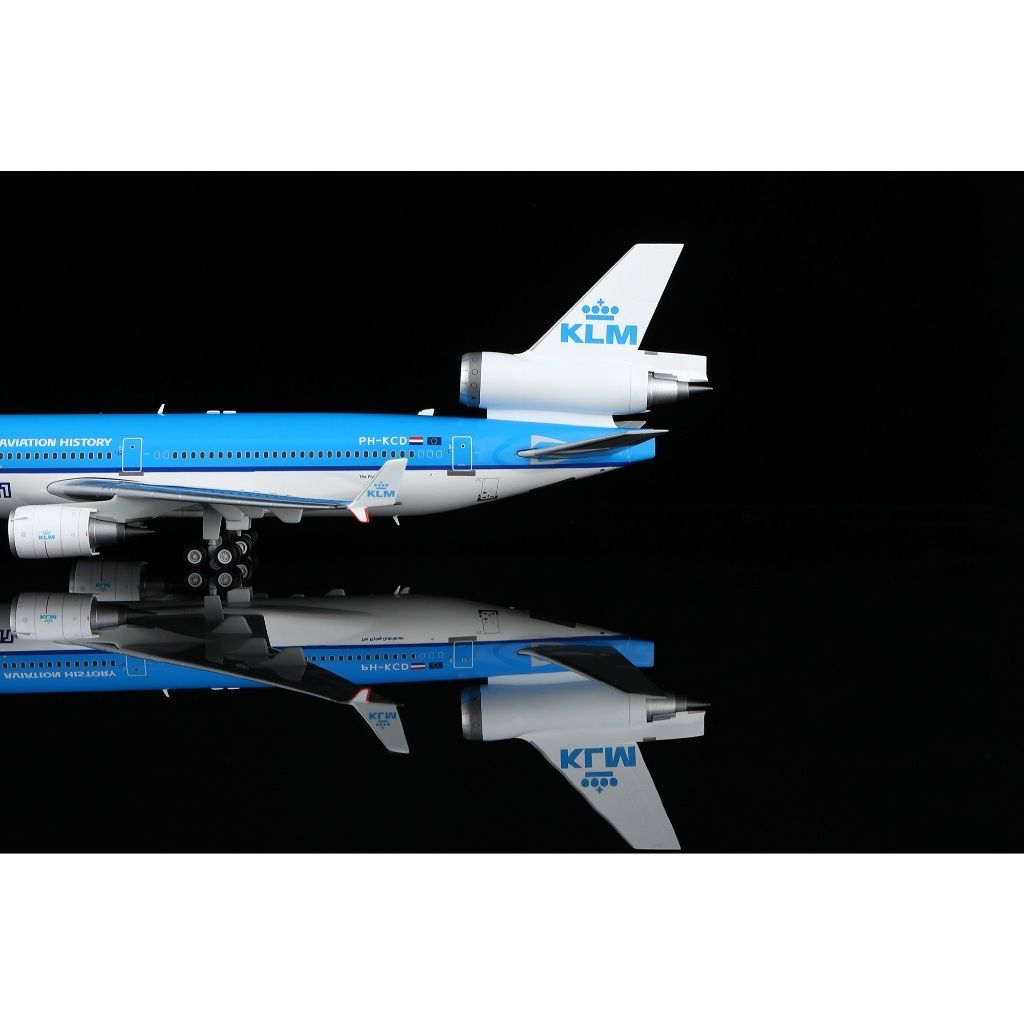 tw-11134207-81zti-miilo4f8o16s2e