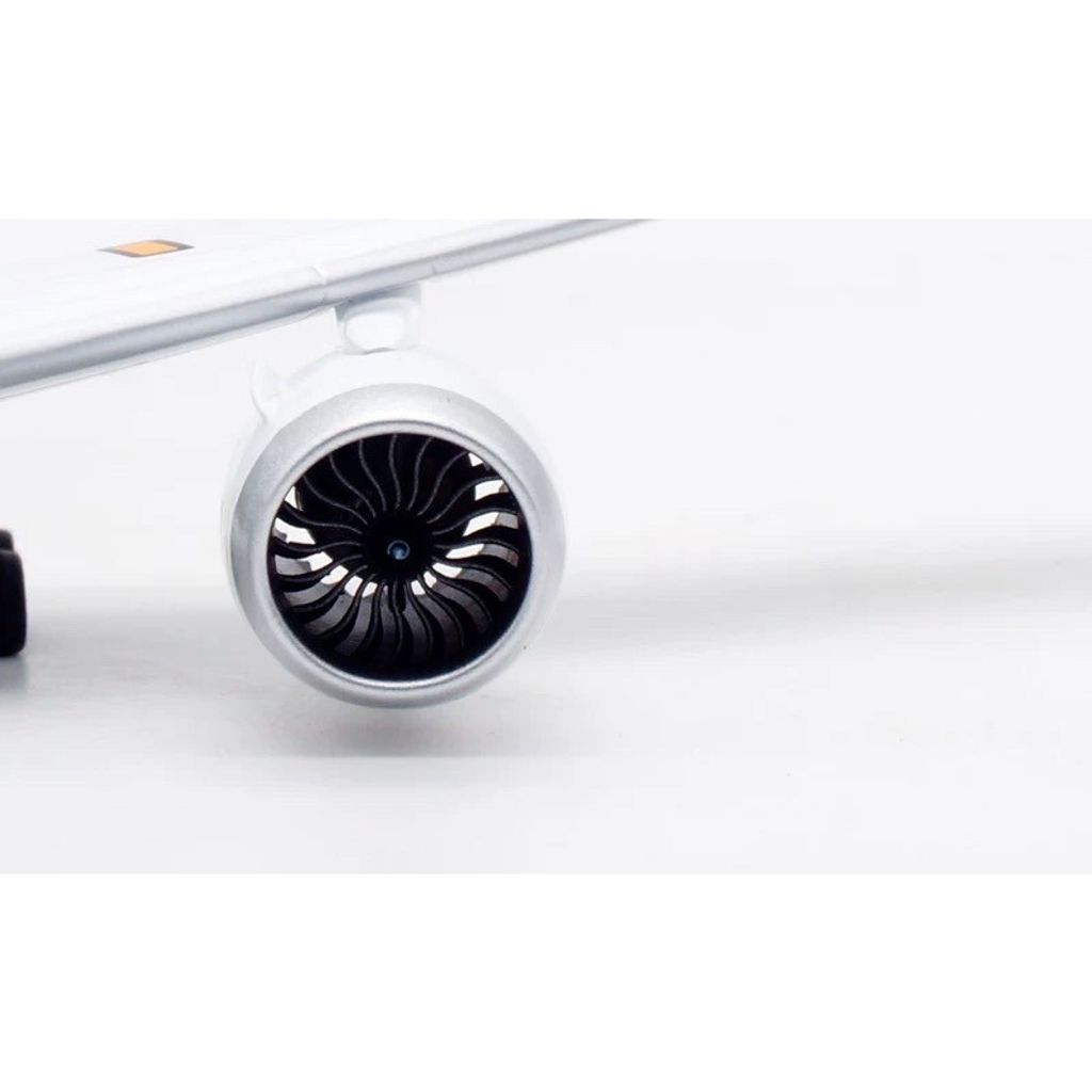 tw-11134207-81ztq-miisvk8fhh520c