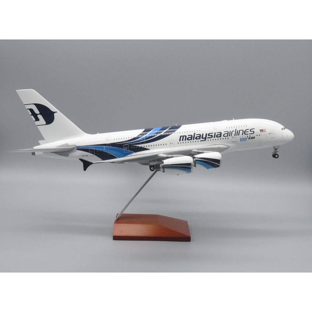 tw-11134207-81ztl-mjwaqaa6outg85