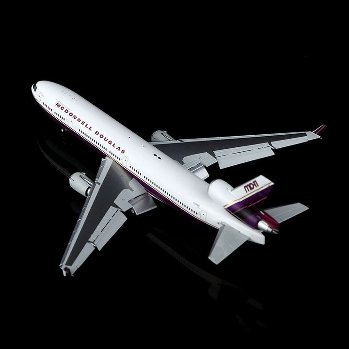 tw-11134207-820le-mkks6olet6gw8e