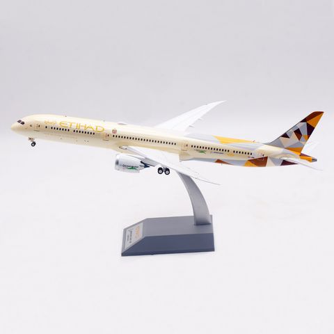 tw-11134207-81zti-mjwwiro7cow570