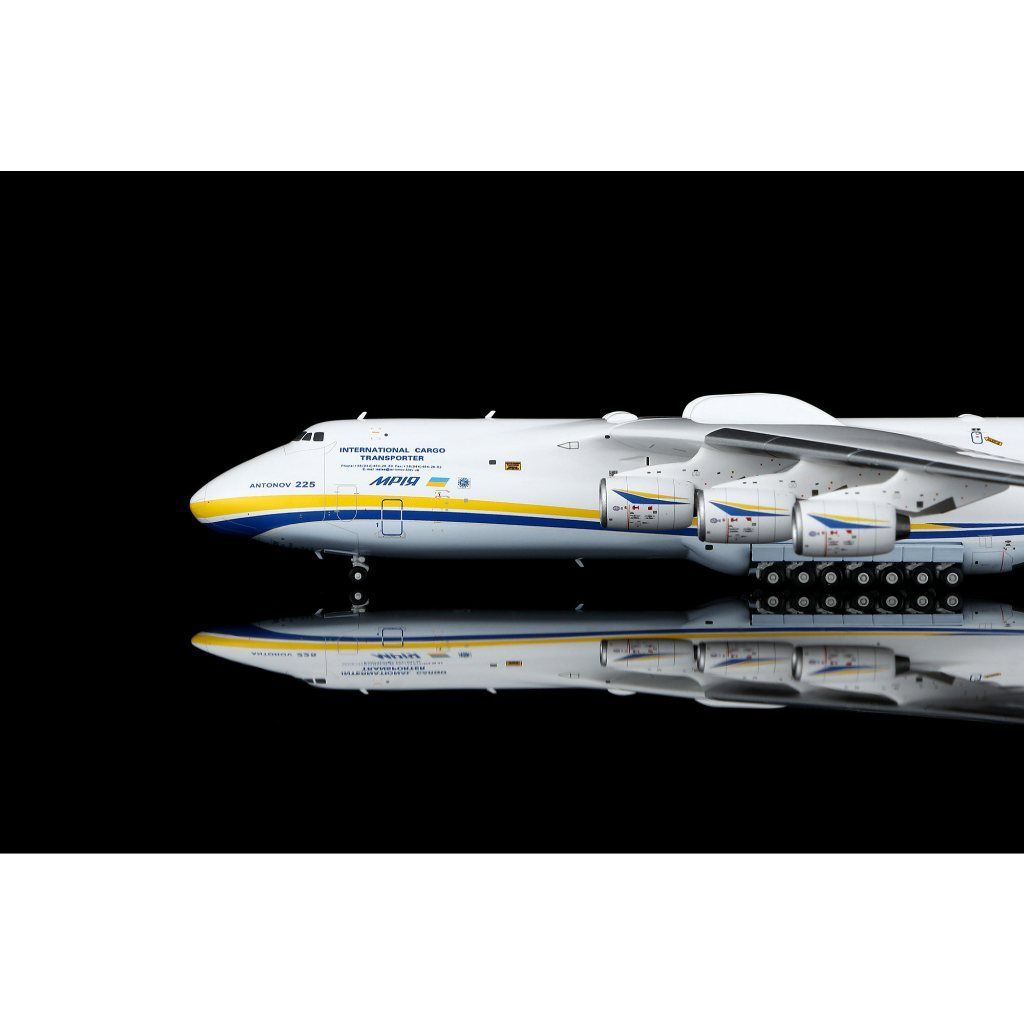 tw-11134207-820li-mkkoyvxrsr9hf9