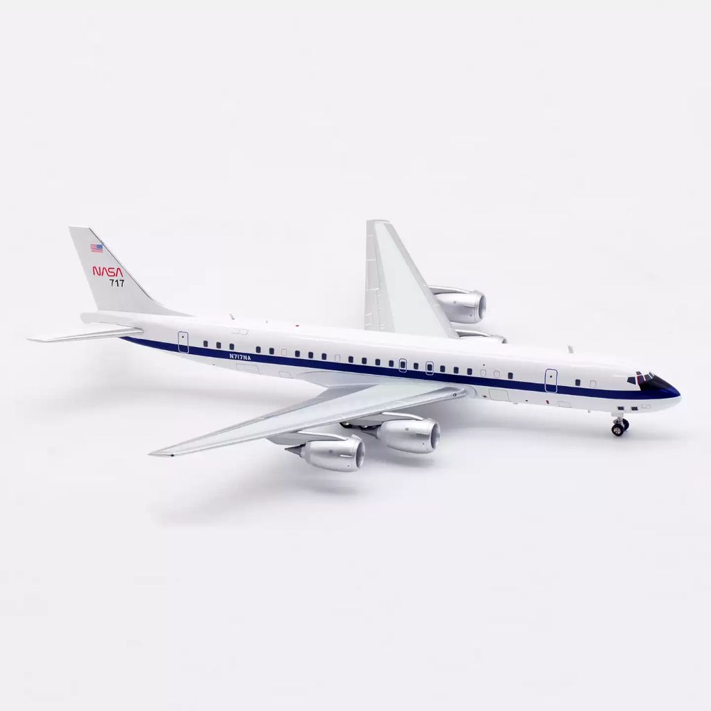 tw-11134207-820l9-mkkosa6qpkw2ae