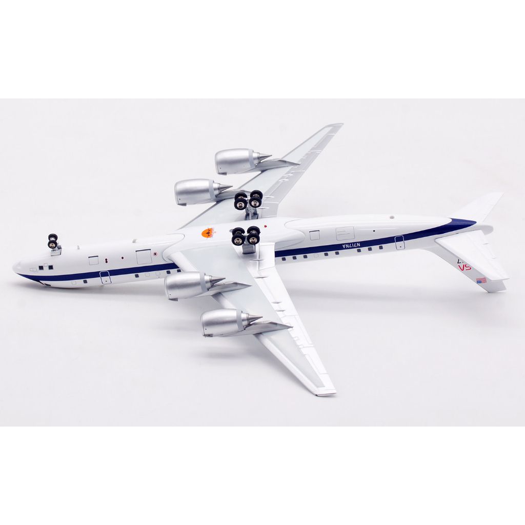 tw-11134207-820lc-mkkosamjirrb66