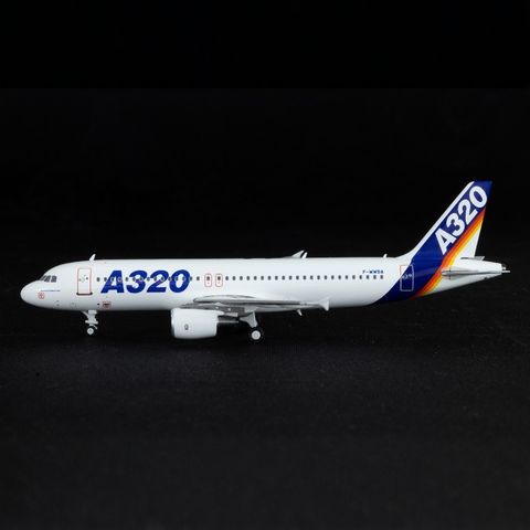 tw-11134207-81ztl-mjwi1bcz6681b3