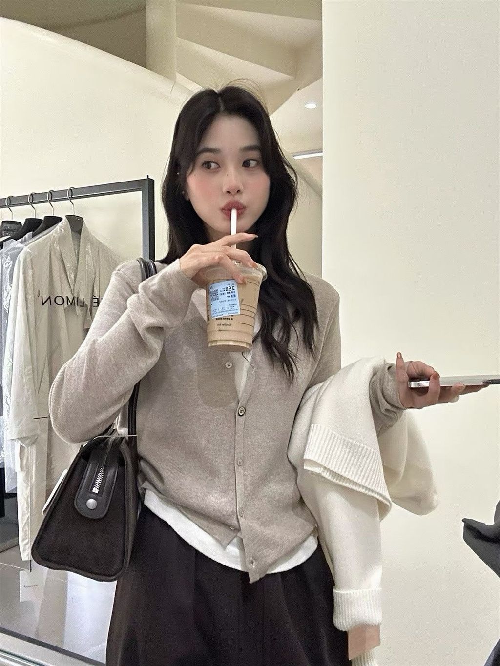 image_B6FD6B78-CE3B-45C6-8E02-BDCEACE1436A_1767442178