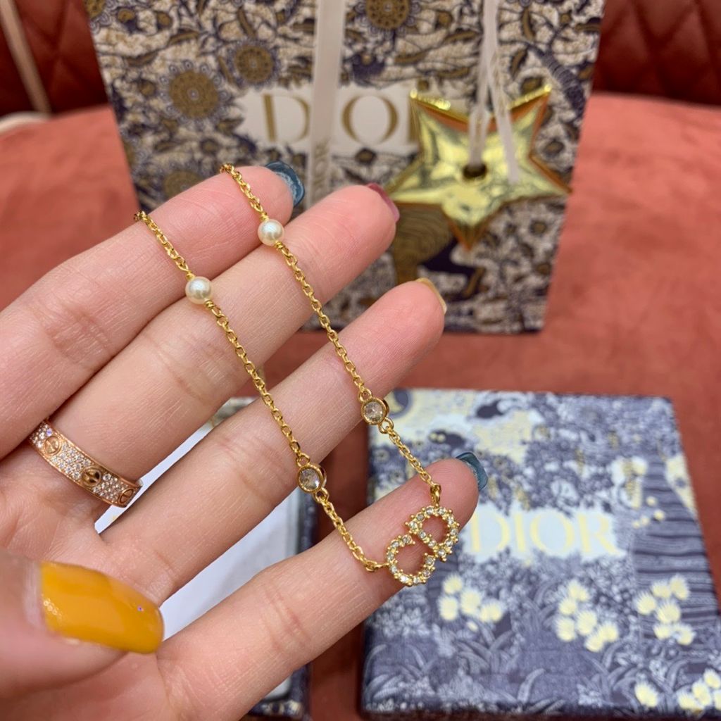 DIOR 項鍊4