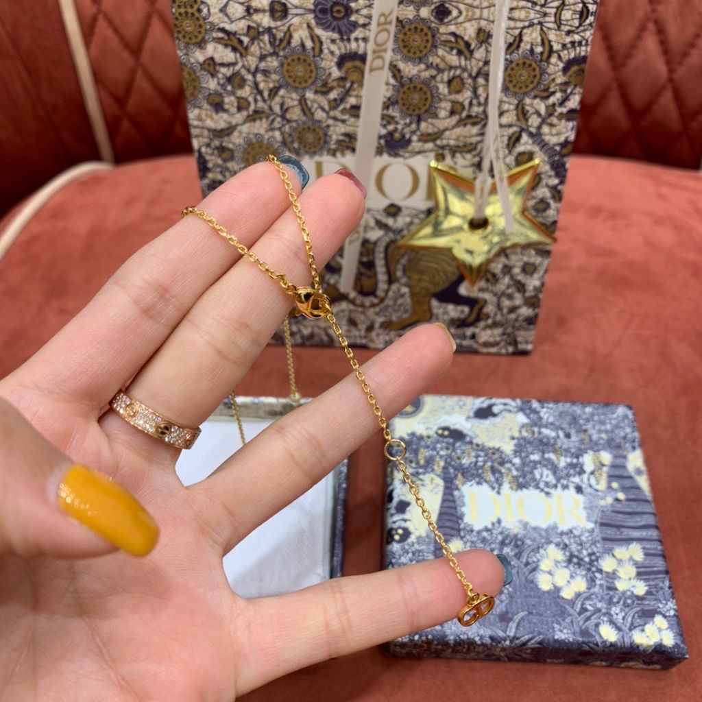 DIOR 項鍊6