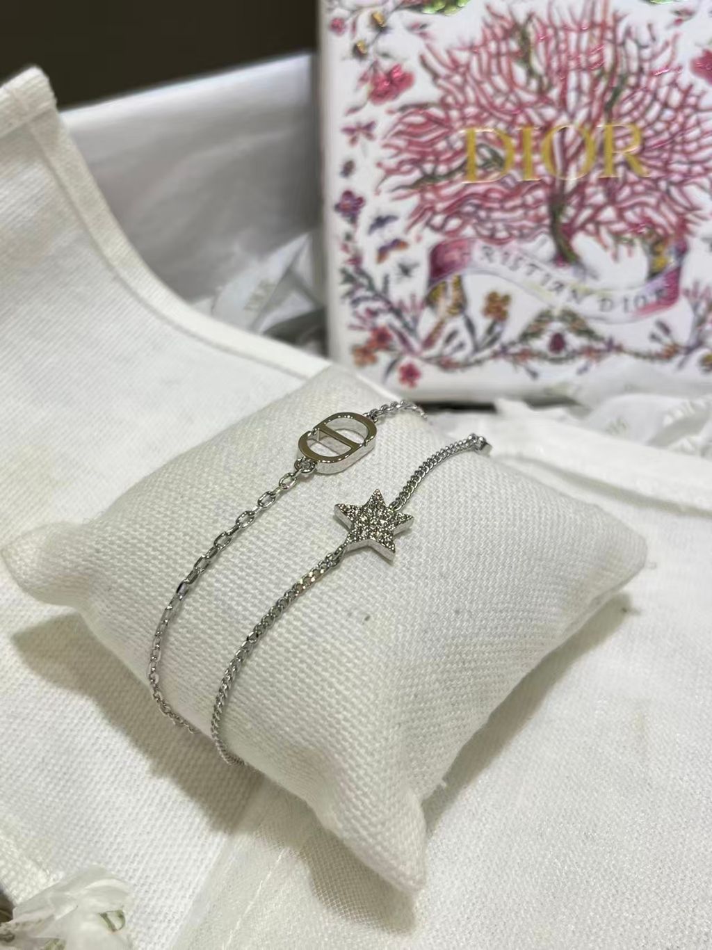 DIOR 手鍊4