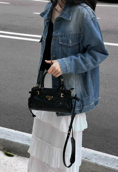 PRADA SOFT LUX 油蠟皮法棍包 黑色 MINI8