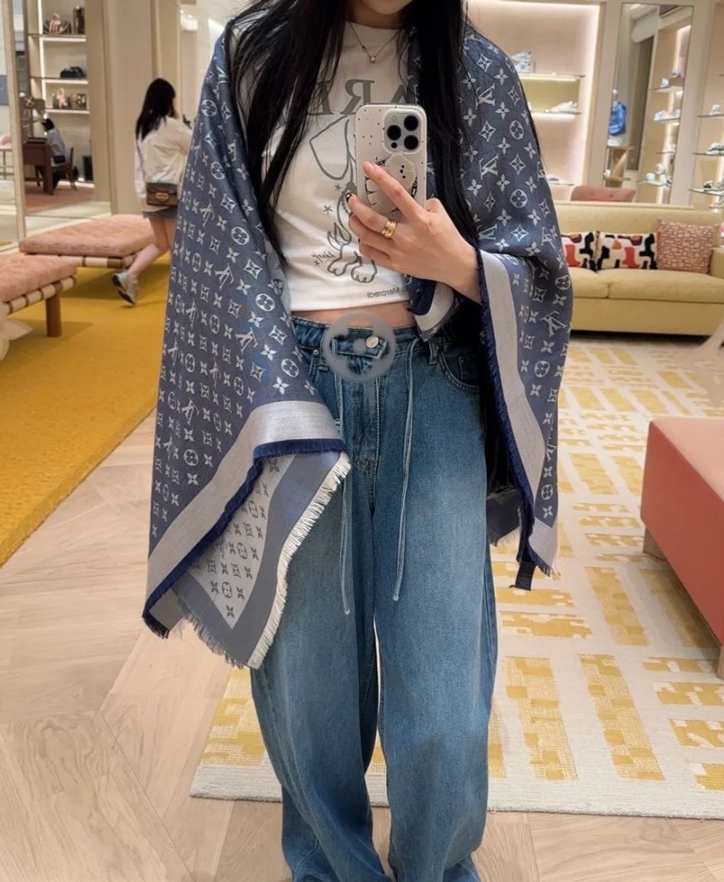 LV MONOGRAM DENIM 披肩 2
