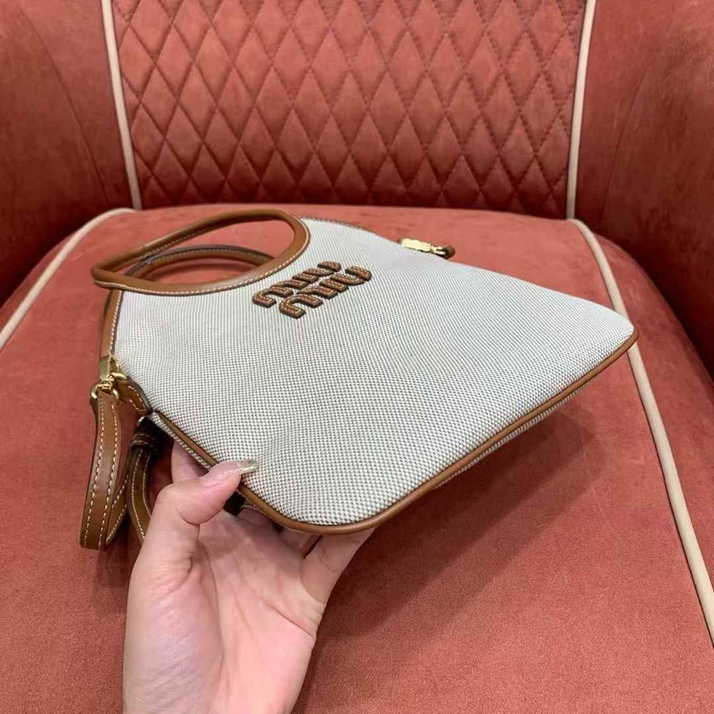 MIU MIU MINI IVY 托特包 帆布款8