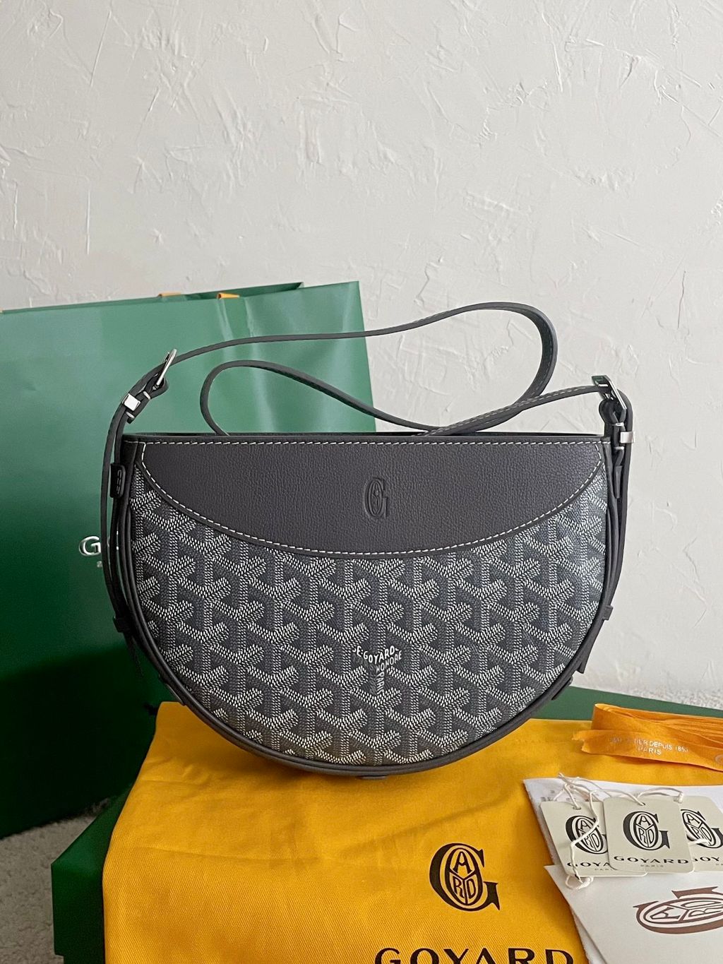 GOYARD HIRONDELLE 半月斜背包 三色5