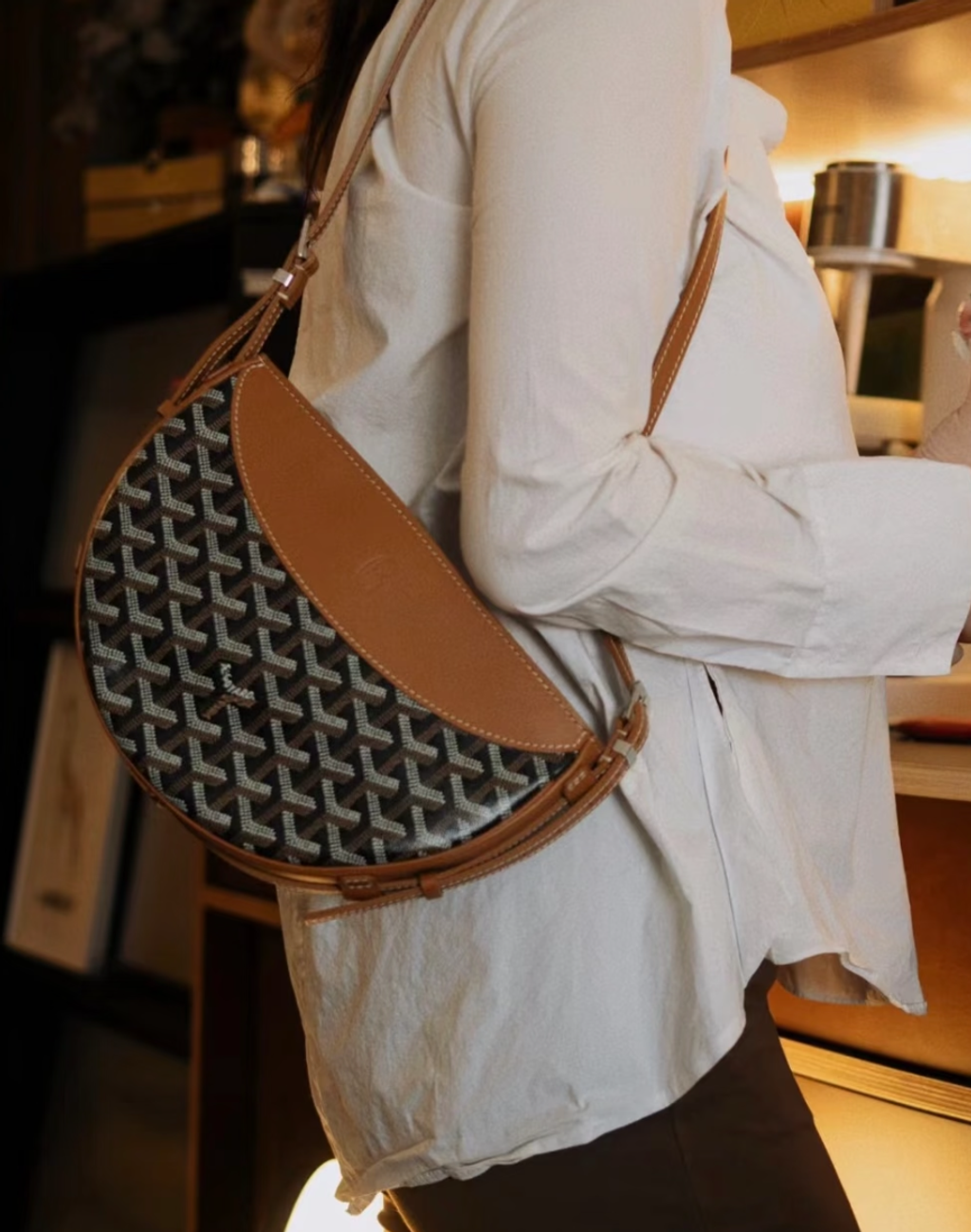 GOYARD HIRONDELLE 斜背半月包 燕子包16