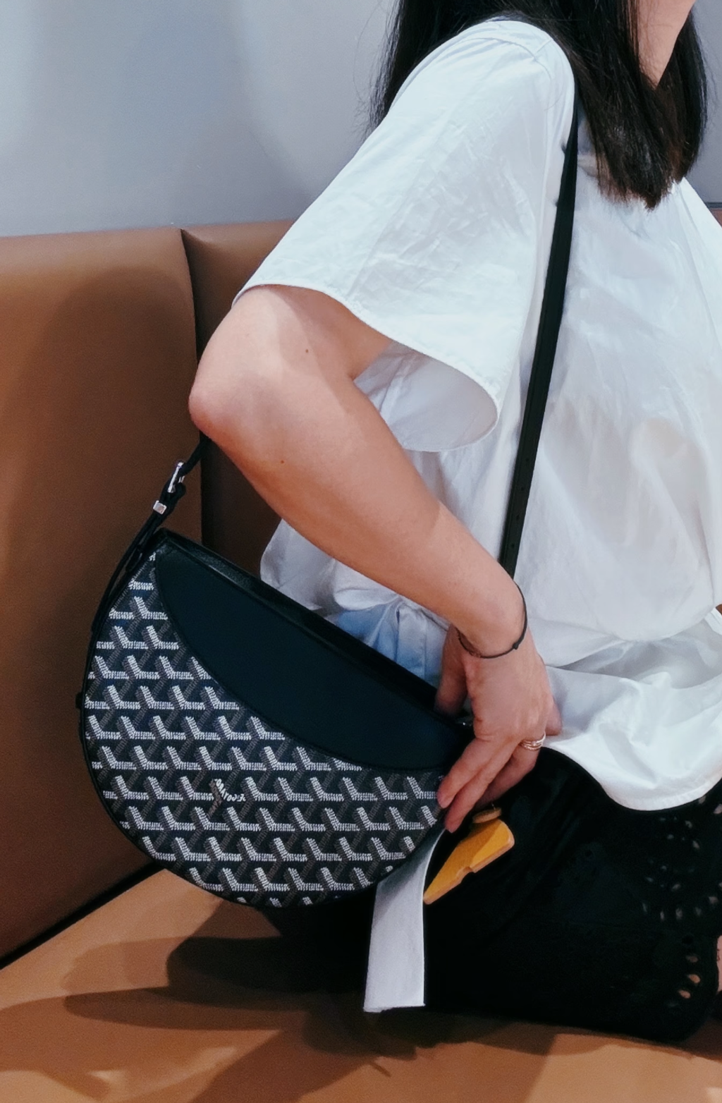 GOYARD HIRONDELLE 斜背半月包 燕子包12