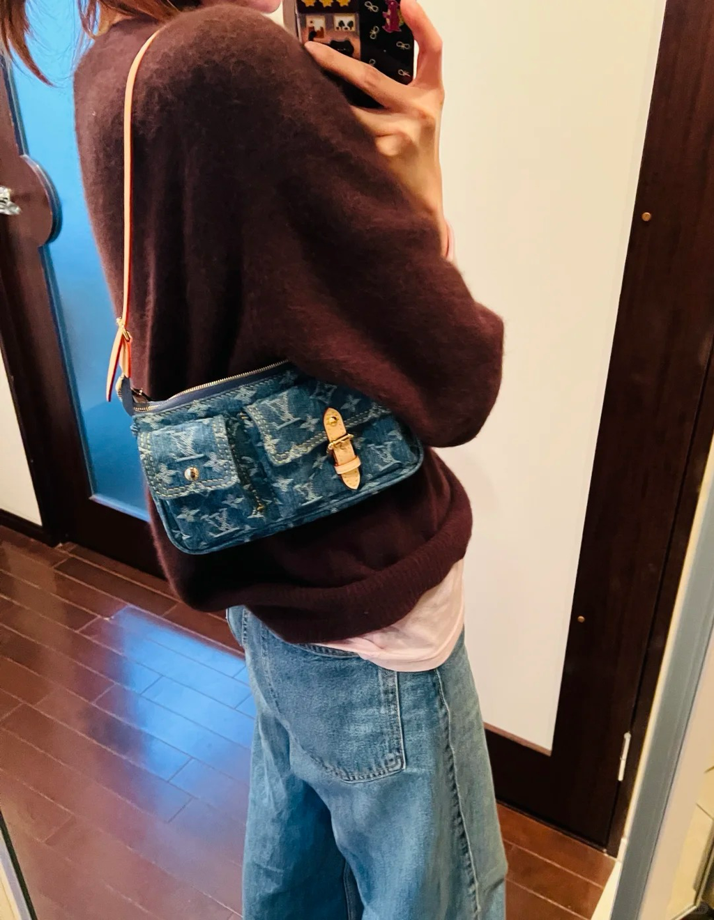 LV POCHETTE ACCESSOIRE CARGO 單寧牛仔手袋 M276022