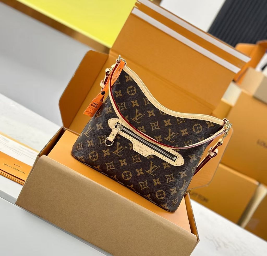 LV Lineup BB M284235