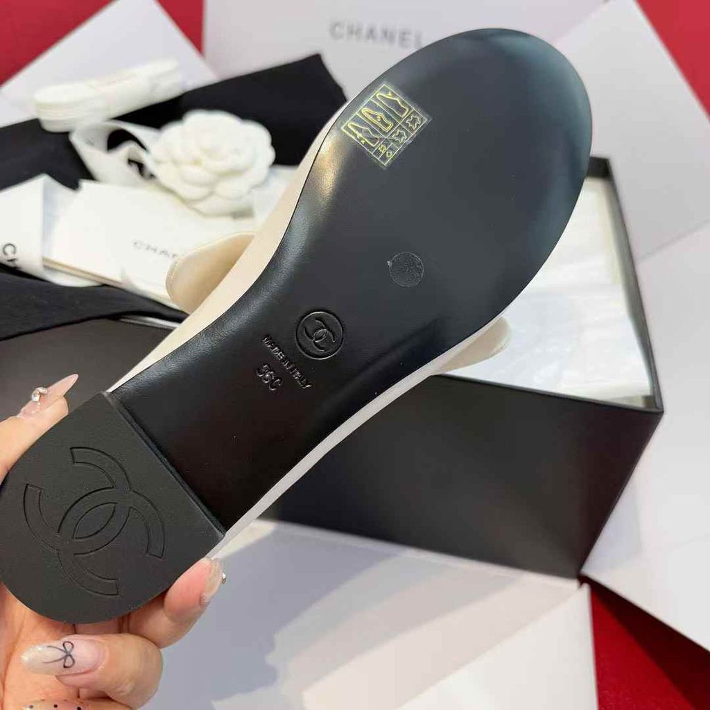 CHANEL 25C 蝴蝶結瑪莉珍鞋4