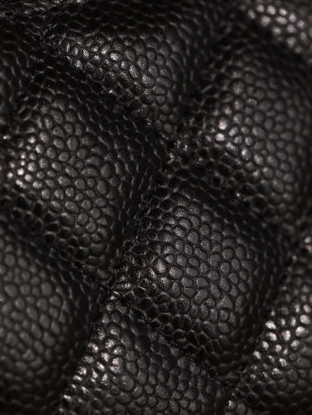 CHANEL ClASSICFlAP 魚子醬三折短夾 2935