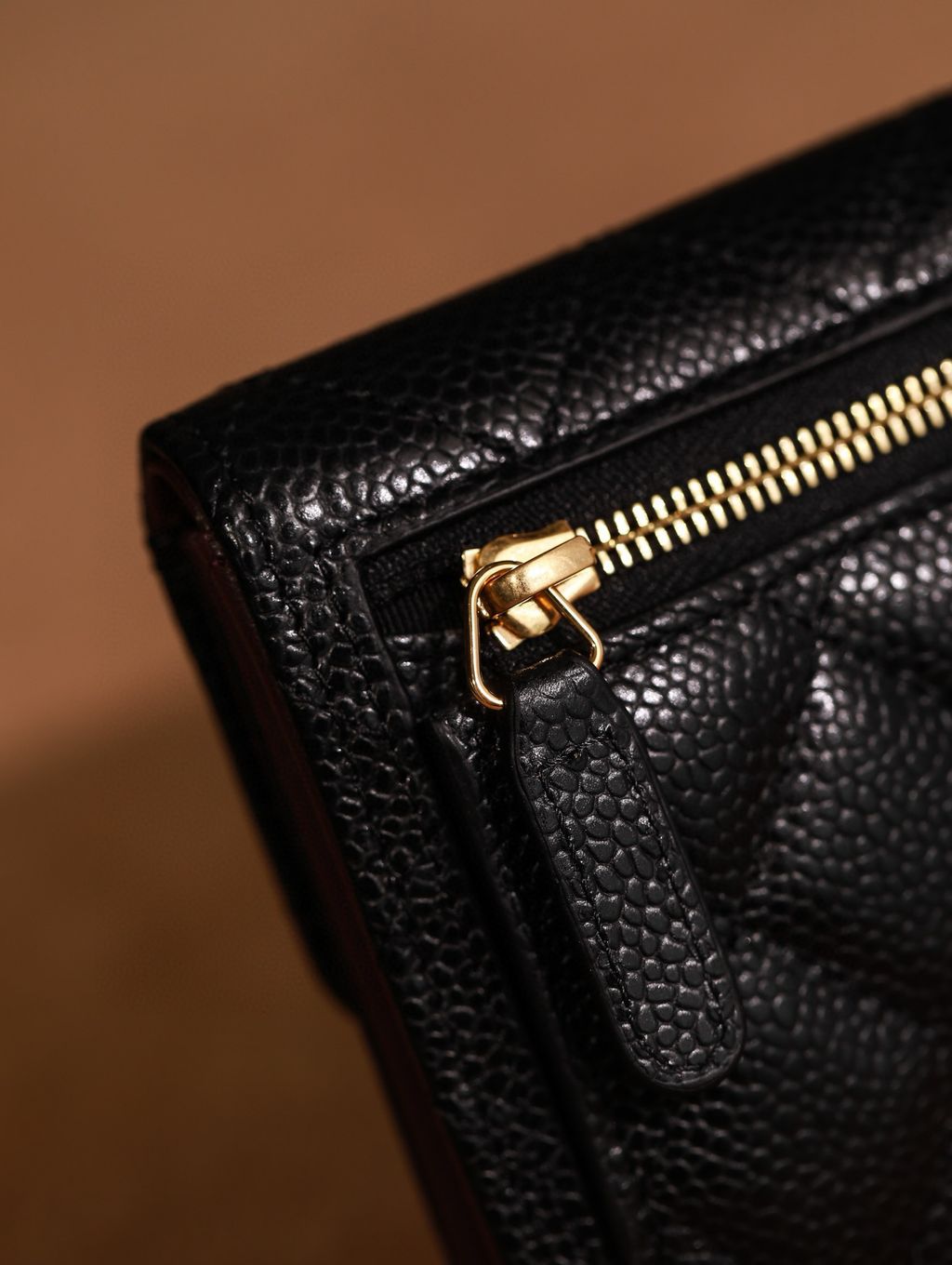 CHANEL ClASSICFlAP 魚子醬三折短夾 2951