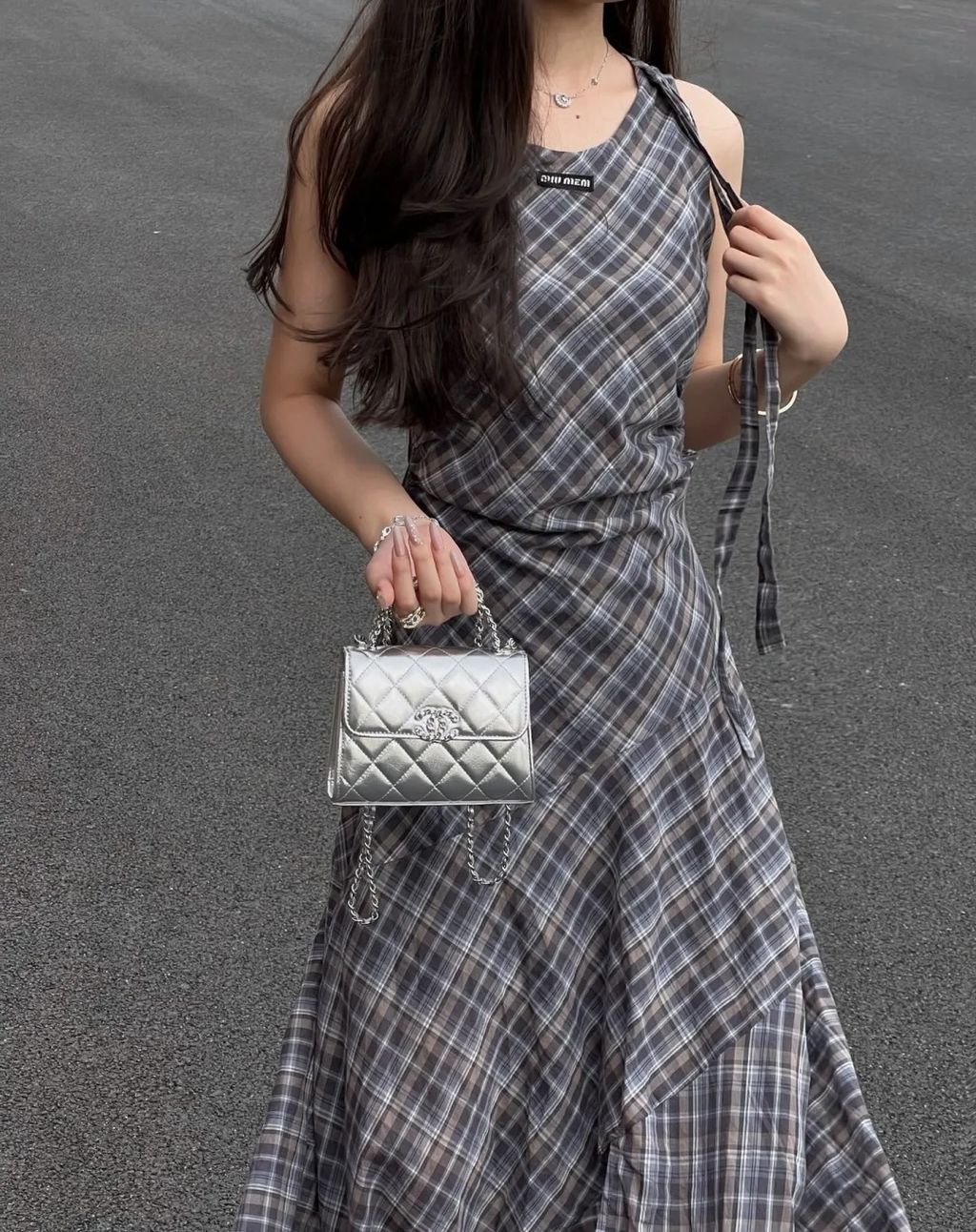 CHANEL 25S KELLY 豎版款 羊皮銀色 1