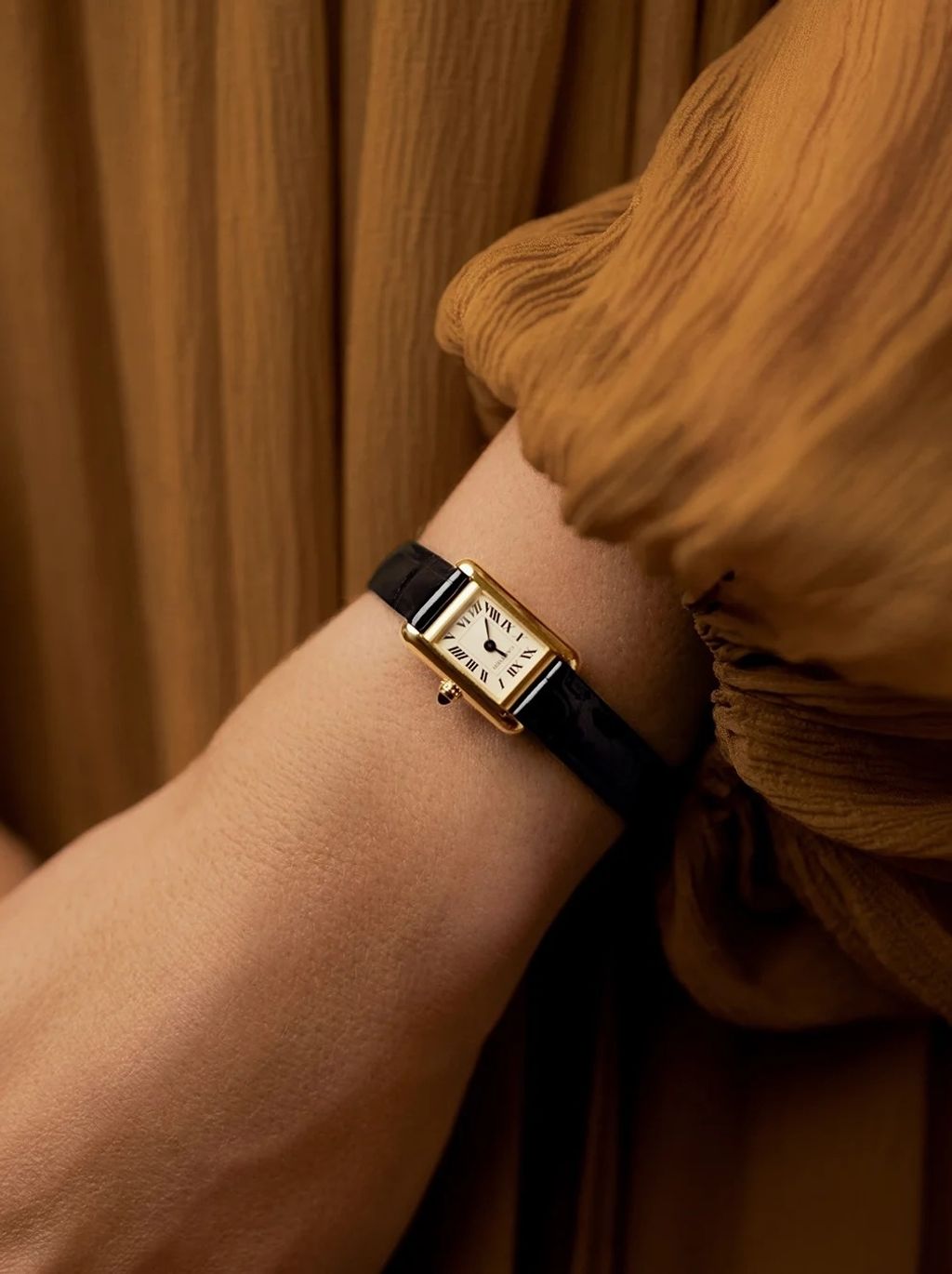 CARTIER TANK LOUIS CARTIER 迷你款腕錶2