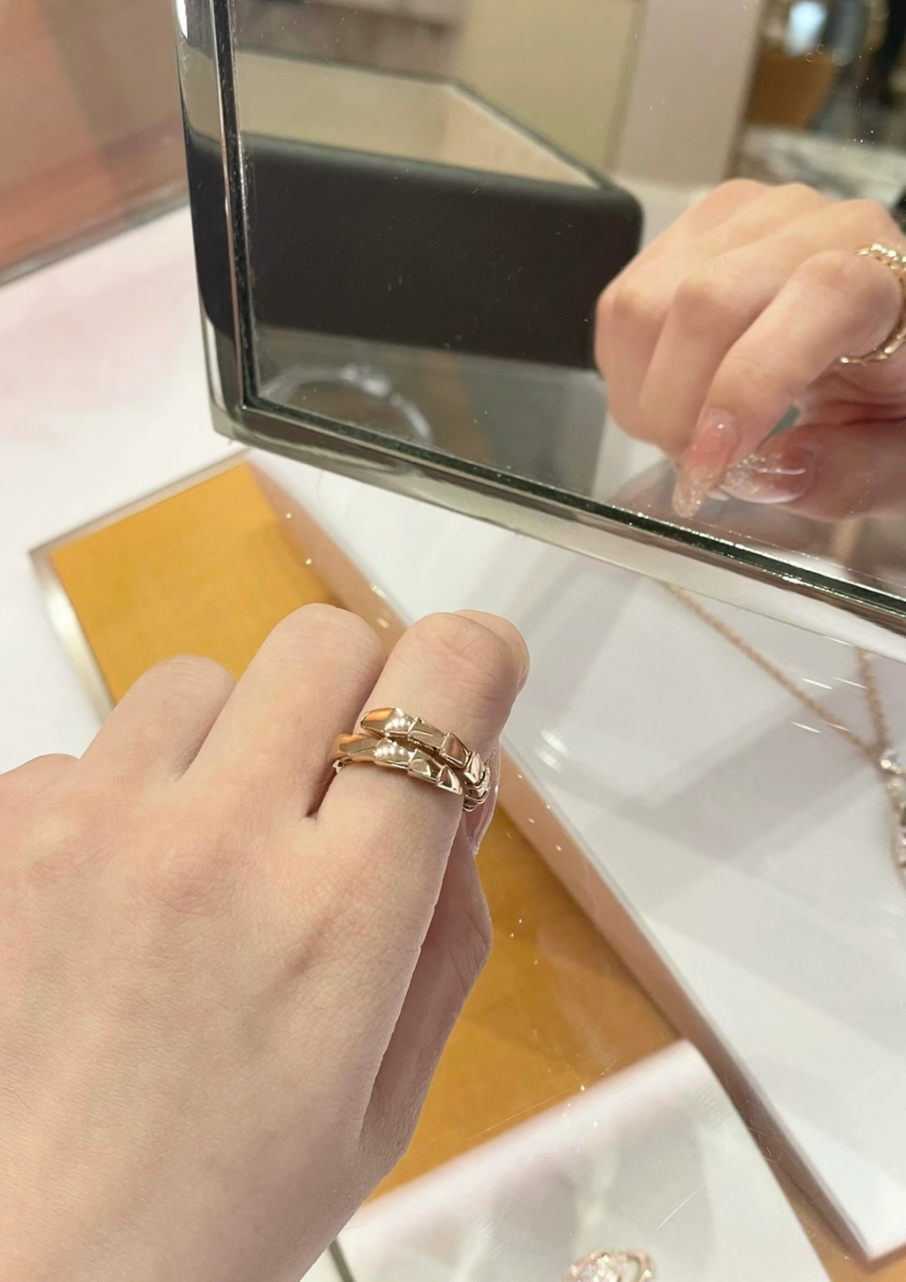 BVLGARI 寶格麗 SERPENTI VIPER 靈蛇戒指 白金:玫瑰金7