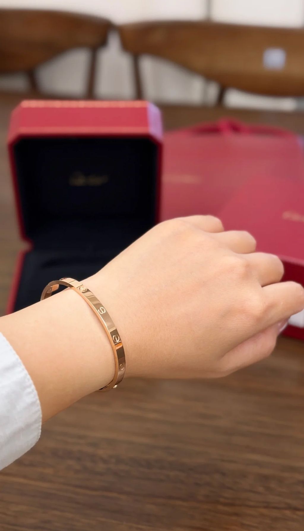 CARTIER LOVE 經典手環 中號 三色2