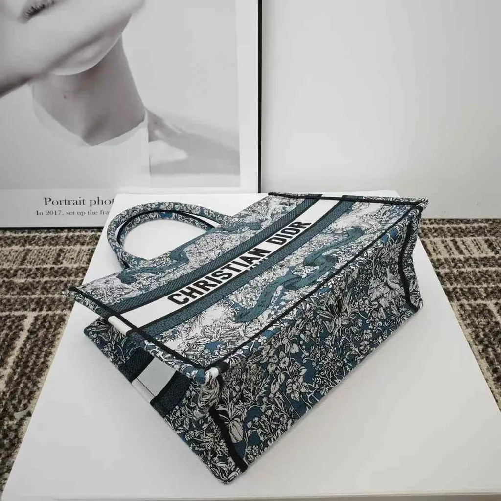 DIOR BOOK TOTE 托特包 幸運星藍 中號13.26.22