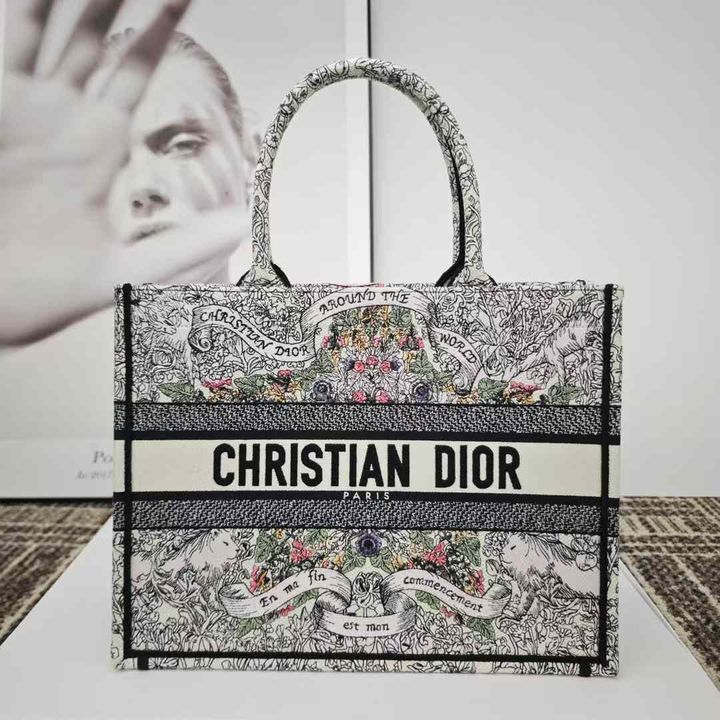 DIOR BOOK TOTE 托特包 幸運星奶白多色刺繡 中號13.59.40
