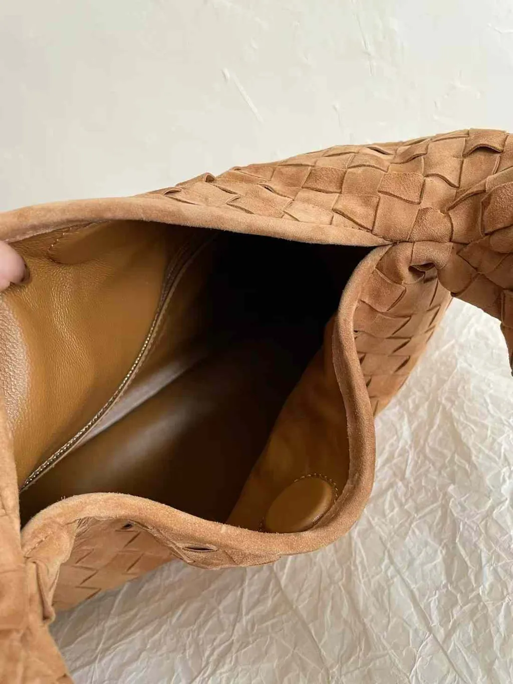 BOTTEGA VENETA HOP 麂皮肩背包 淺棕 小號 15.04.10
