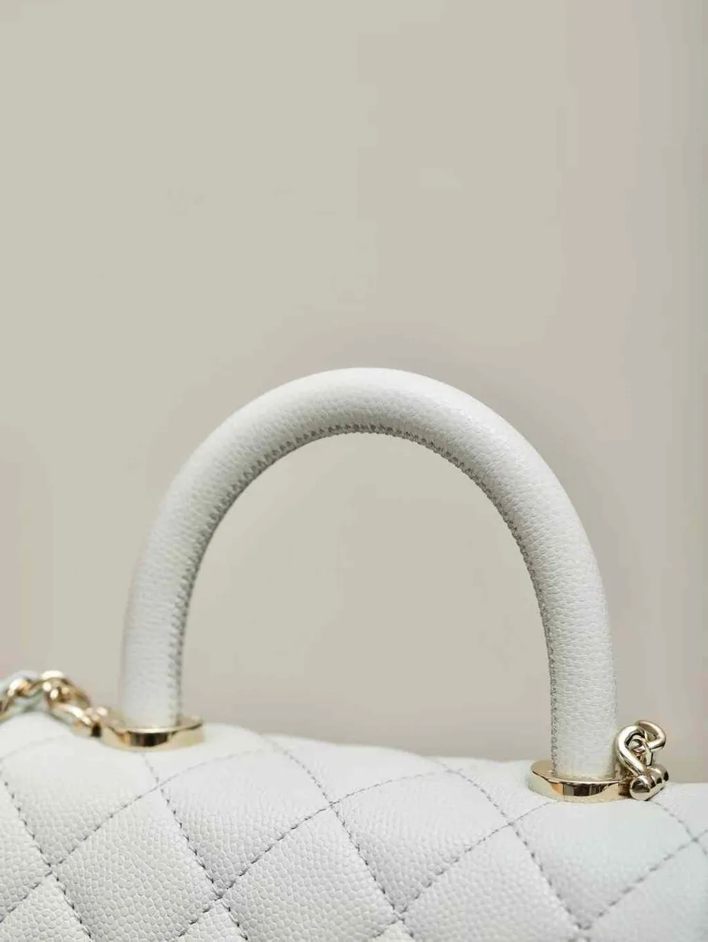 CHANEL 24K COCO HANDLE 經典手柄 魚子醬牛皮鏈條包 灰藍 NANO 16.29.38