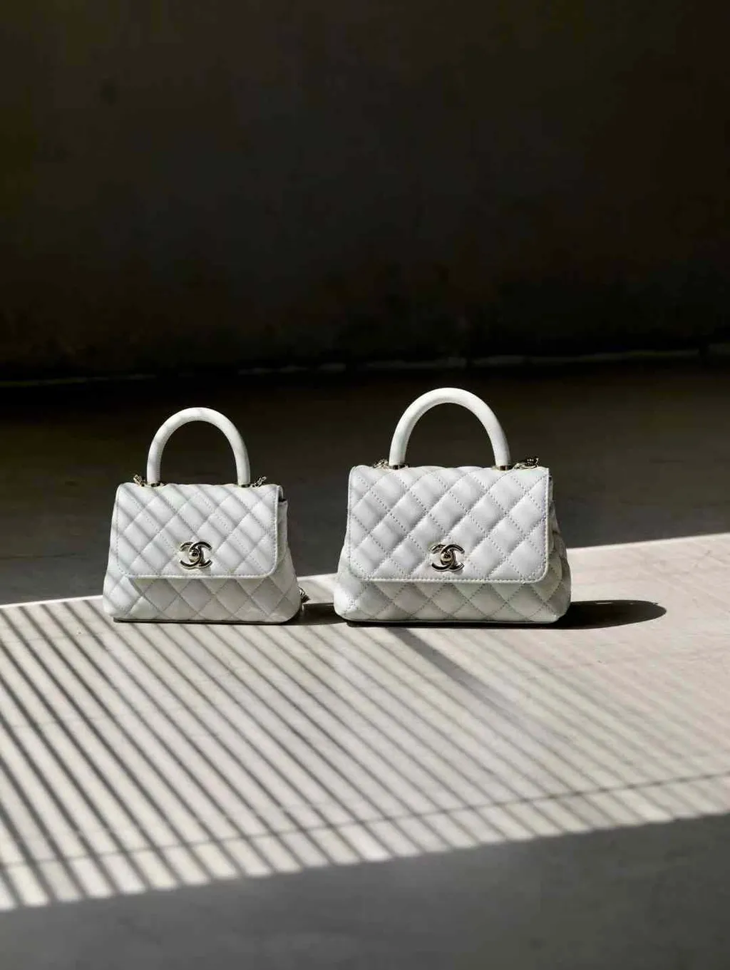 CHANEL 24K COCO HANDLE 經典手柄 魚子醬牛皮鏈條包 灰藍 NANO:MINI