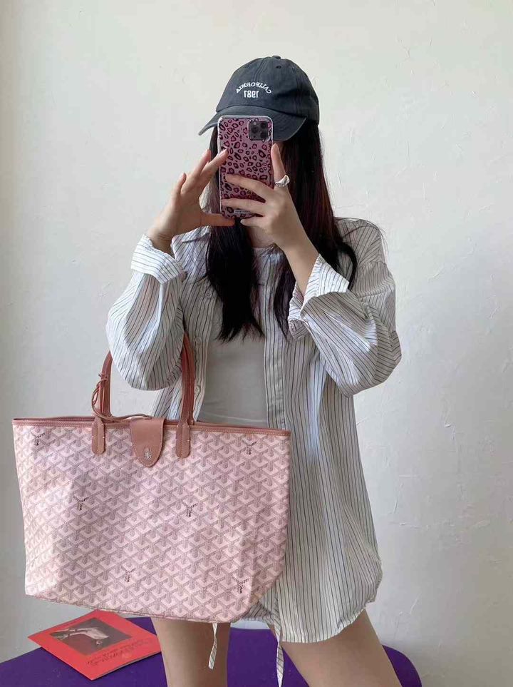GOYARD 24 金属限定色 購物袋 珠光粉 中號:大號 16.10.29