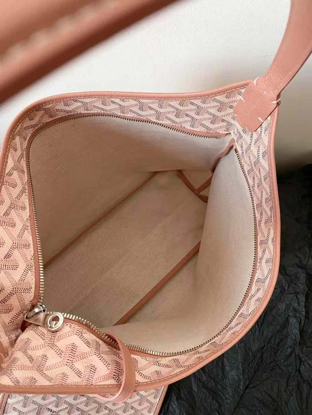 GOYARD HOBO 金属限定色 拉鏈腋下包 珠光粉 17.32.09