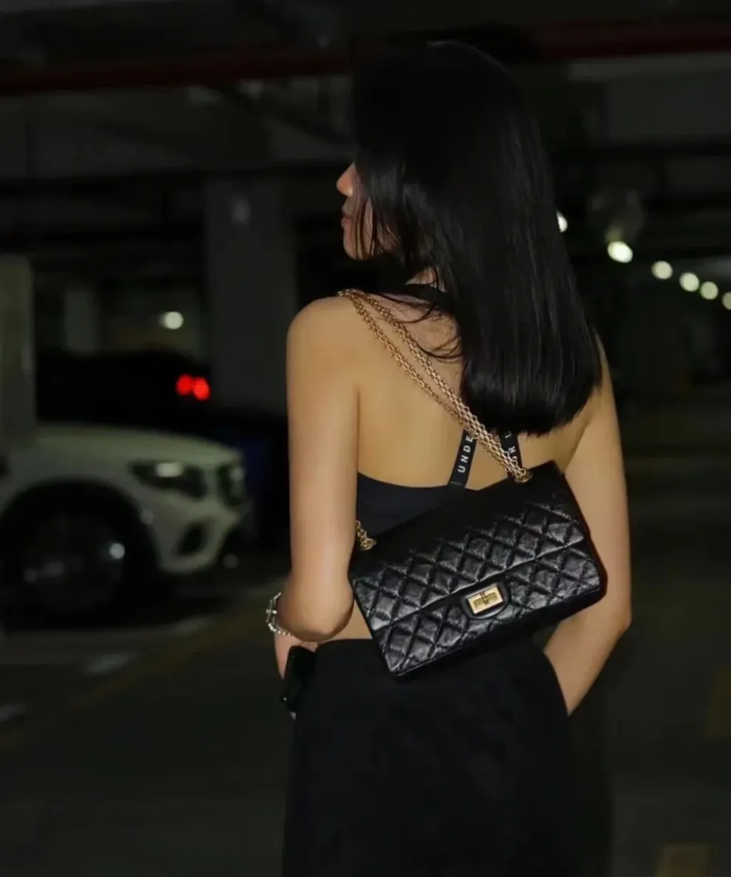 CHANEL 2.55 油蠟牛皮鏈條包 黑金5