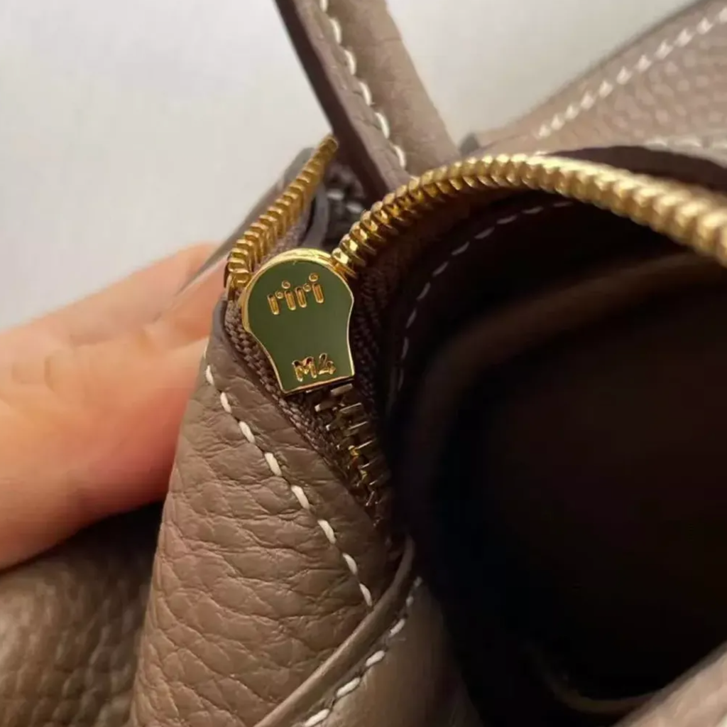 HERMES LINDY CLEMENCE皮 18大象灰色 金扣 琳迪包 下午3.55.55
