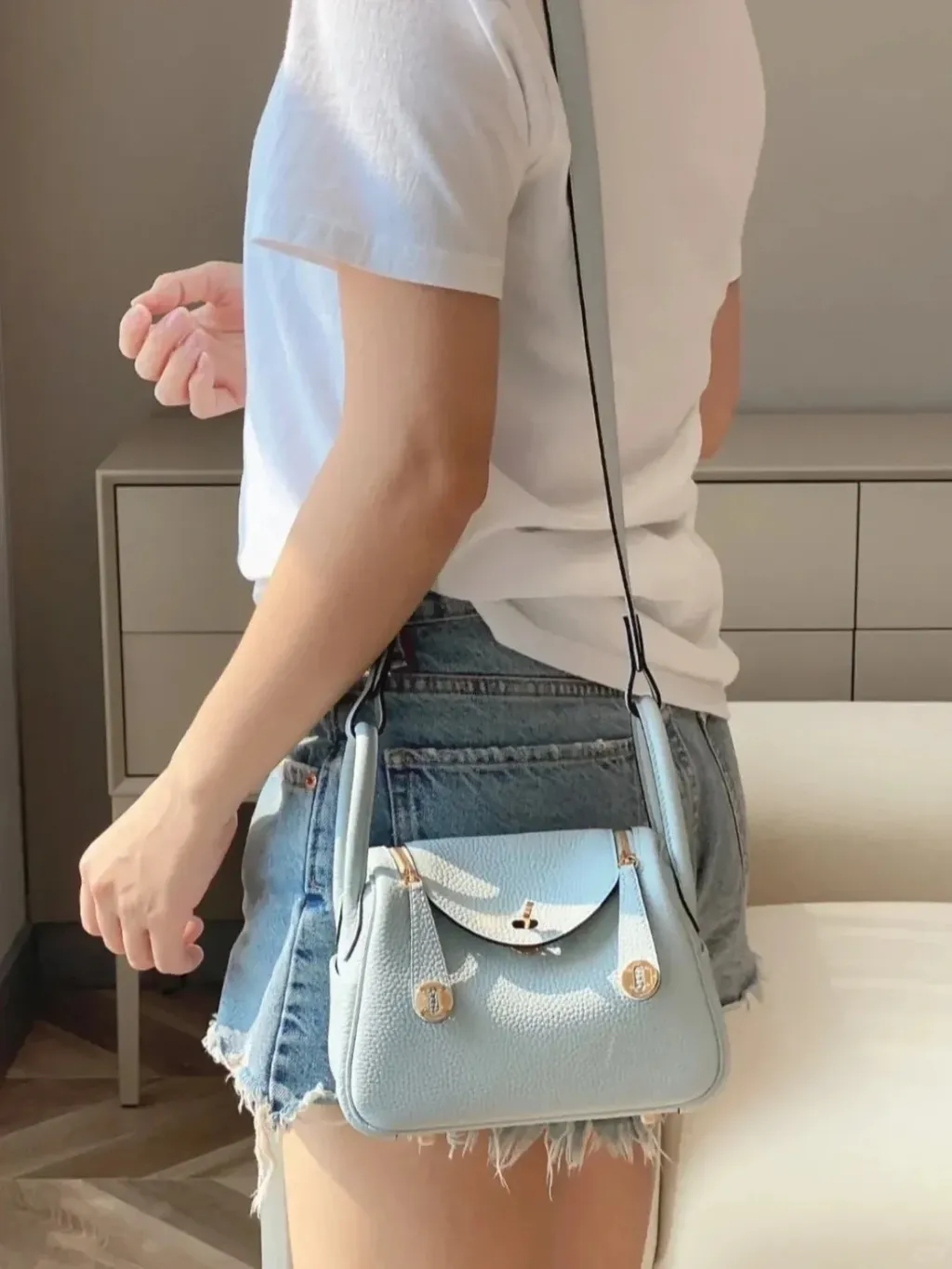 上班背什么包｜春天的圣杯蓝Lindy🐳_4_马冬梅啦_来自小红书网页版