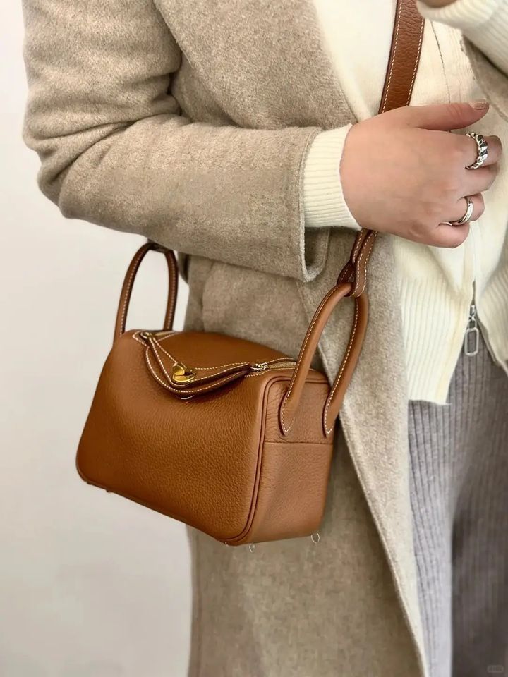 HERMES LINDY CLEMENCE皮 37金棕色 金扣 琳迪包