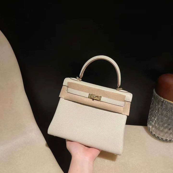 HERMES KELLY  TOGO皮 內縫  I2奶油白色 金扣 凱莉包  下午1.46.22