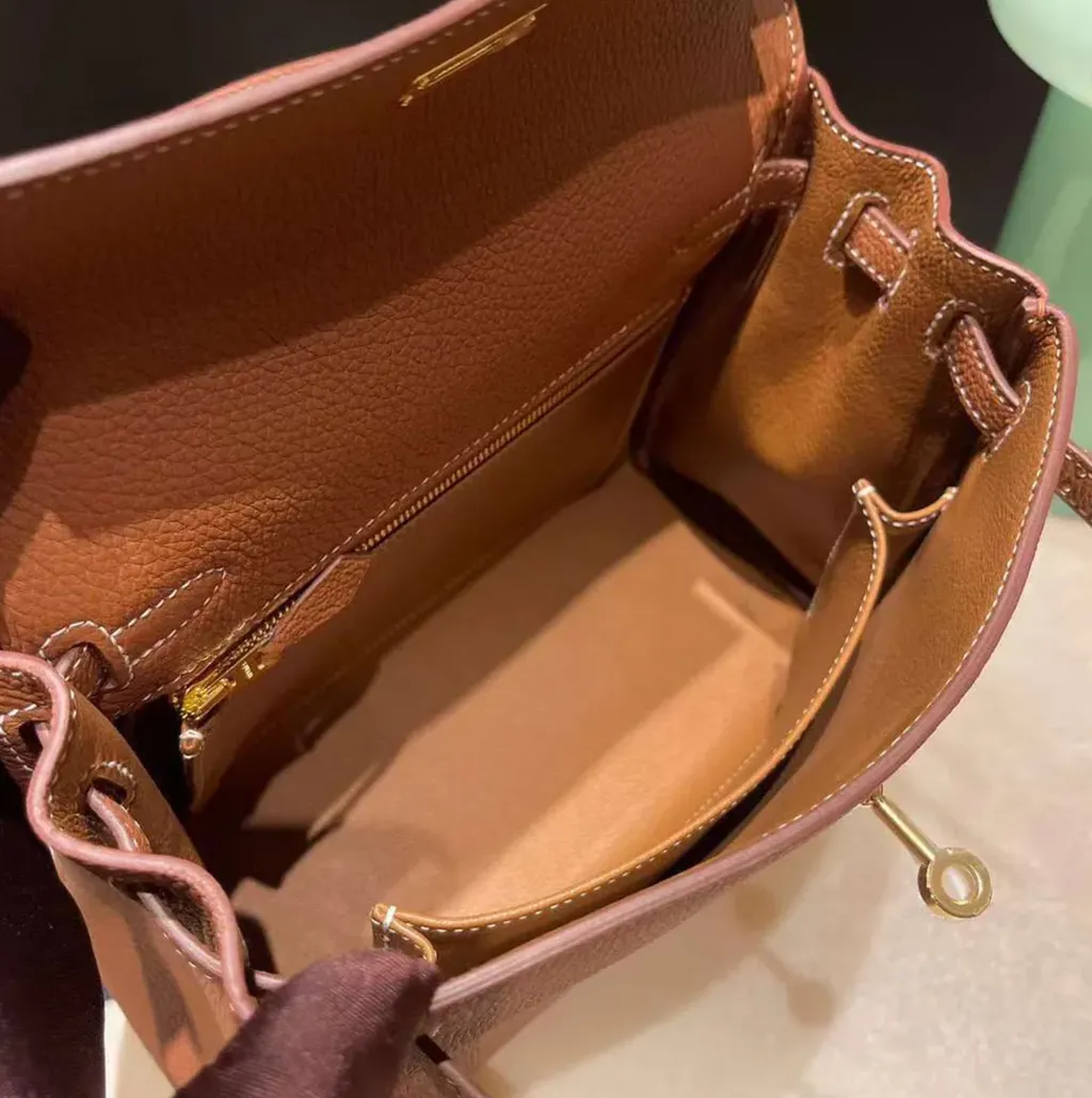 HERMES KELLY  TOGO皮 內縫  37金棕色 金扣 凱莉包  下午2.01.58
