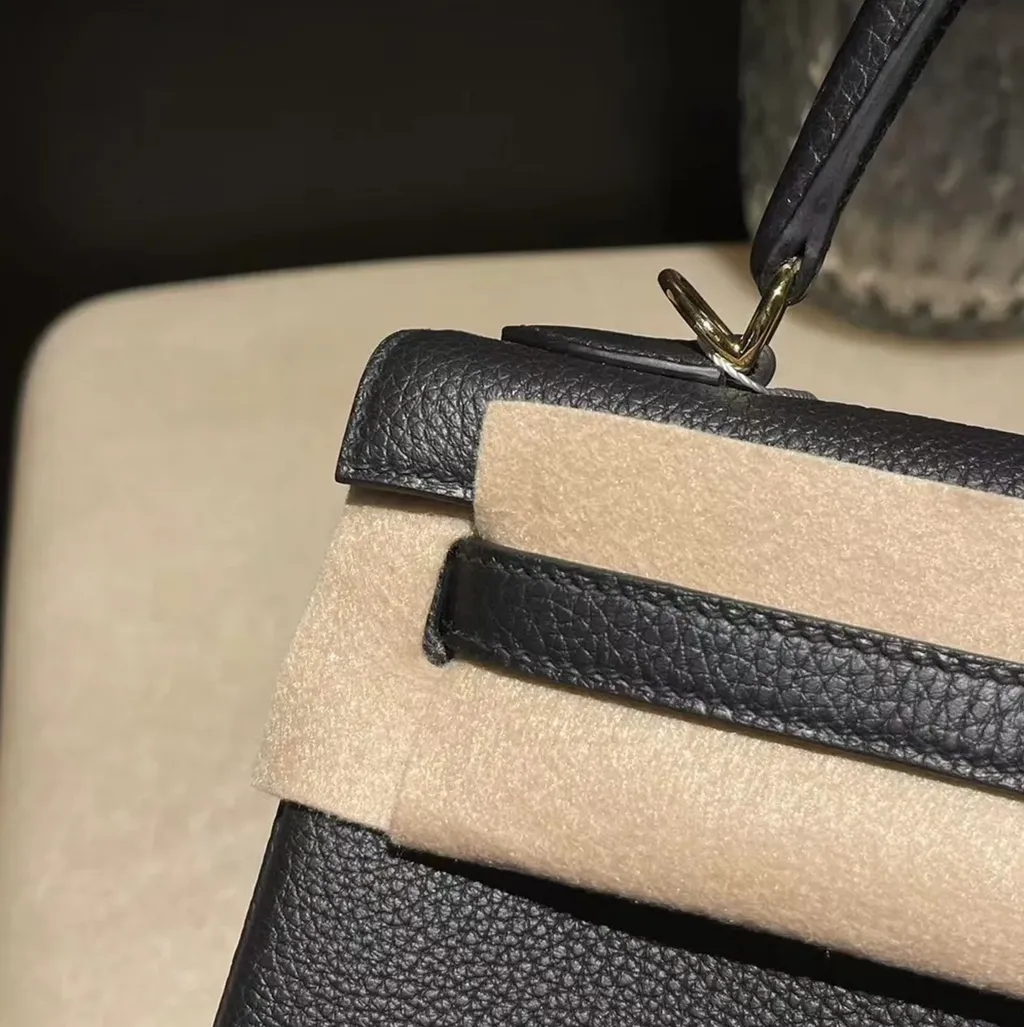 HERMES KELLY  TOGO皮 內縫 89黑色 金扣 凱莉包  下午2.32.29