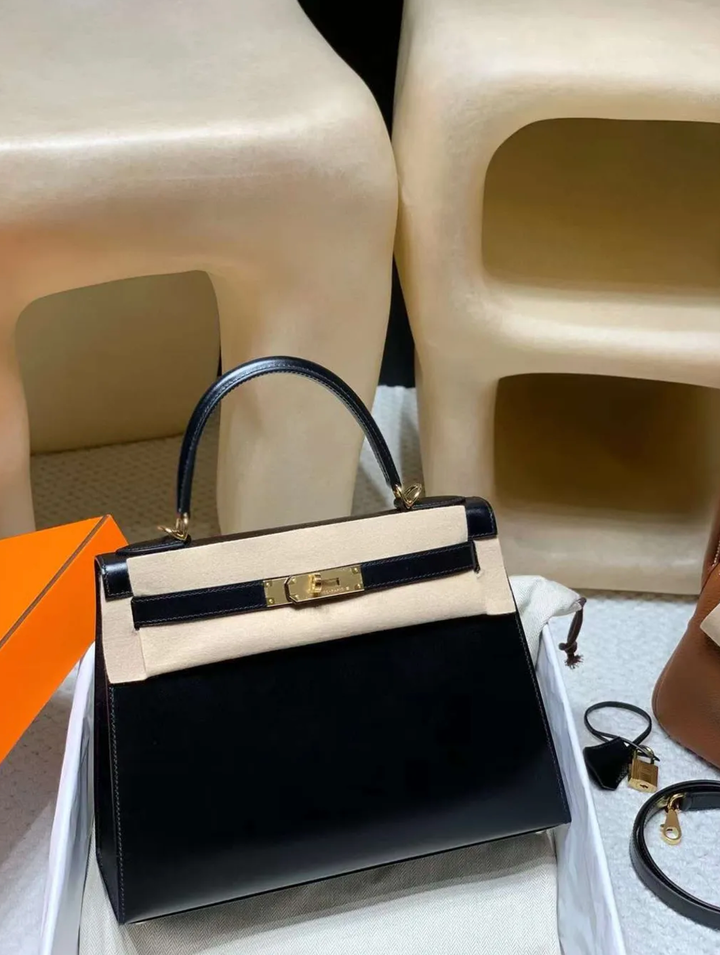 HERMES KELLY BOX皮 外縫 89黑色 金扣 凱莉包  下午3.00.26